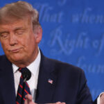 Trump diz que a revista Time 'desapareceu meu cabelo' na última foto da capa: 'Realmente estranho!'