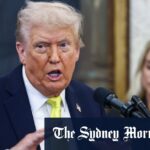 Trump fala aos repórteres no Salão Oval na quarta-feira.