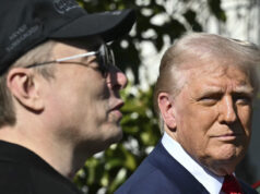 Quem diria que demissões em massa do governo criariam uma bagunça? ARQUIVO - O comandante Jared Isaacman fala em uma entrevista coletiva após chegar ao Centro Espacial Kennedy para uma próxima missão de voo espacial humano privado em Cabo Canaveral, Flórida, segunda-feira, 19 de agosto de 2024. (AP Photo / John Raoux, Arquivo)