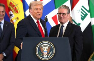 Trump pede fim de ‘velhas rixas’ em discurso de paz no Oriente Médio Trump pede fim de ‘velhas rixas’ em discurso de paz no Oriente Médio