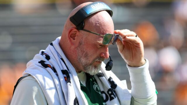 UAB dispensa o instrutor Dilfer no meio do 2-4 do início ao terceiro período 

