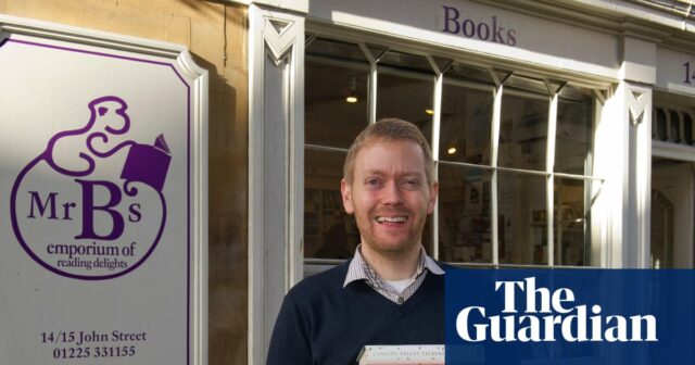 'Um dispositivo na batalha versus a Amazon': livrarias independentes para começar a oferecer e-books 

