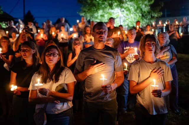Utah, Massachusetts. Parceiros Iniciais: Americanos Recusam Violência Física Política|Ponto de vista 

