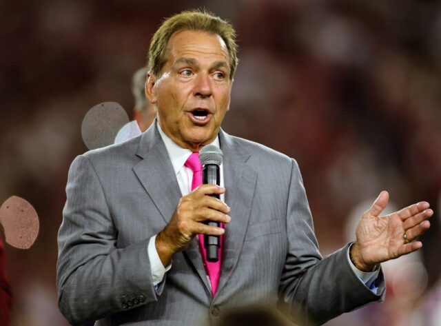 Vanderbilt aperta o cinto de Clark Lea Caution de Nick alabama crimson tide head coach nick saban