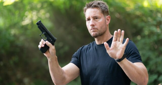 Veja os melhores minutos de Justin Hartley como Colter na Rastreador de recursos Justin Hartley Colter saindo do banho sem camisa