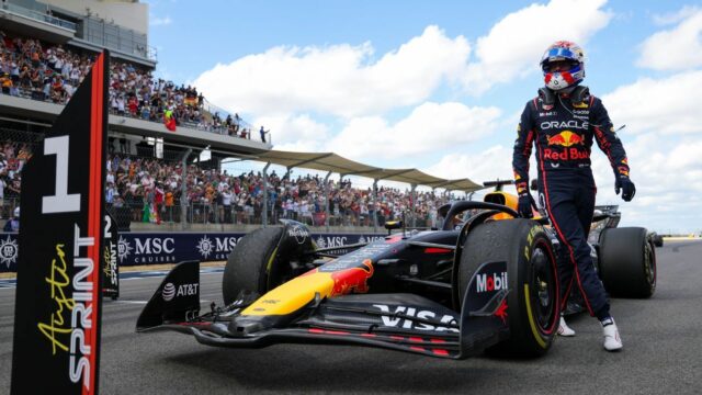 Verstappen vence sprint nos Estados Unidos em acidente da McLaren 

