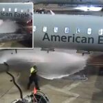 Um trabalhador de terra do Aeroporto Dallas Fort Worth perde o controle de uma mangueira de combustível, derramando combustível de aviação na pista perto de um avião American Eagle.