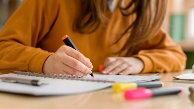 Você deve sombrear o código de suas anotações para melhor lembrar 

