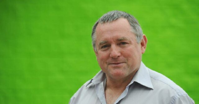 Vozes liberais preocupadas com a falta de membros do comitê Vozes liberais preocupadas com a falta de membros do comitê para ler os regulamentos