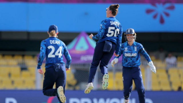 WC 2025 da ODI Feminino: Inglaterra Disse a África do Sul por 69 corridas em 20,4 overs 

