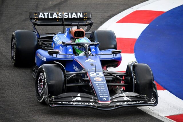 Williams de Albon pega fogo em Cingapura Sessão Final do Practionário Geral de Cingapura 

