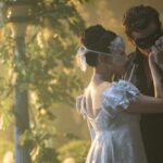 Woman Whistledown provoca os altos e baixos da 4ª temporada de 'Bridgerton' em um novo trailer