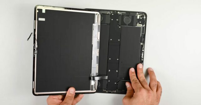 Imagem: iFixIt