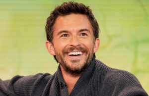 Jonathan Bailey é eleito o homem mais sexy do mundo em 2025 pela revista People Jonathan Bailey Getty 1