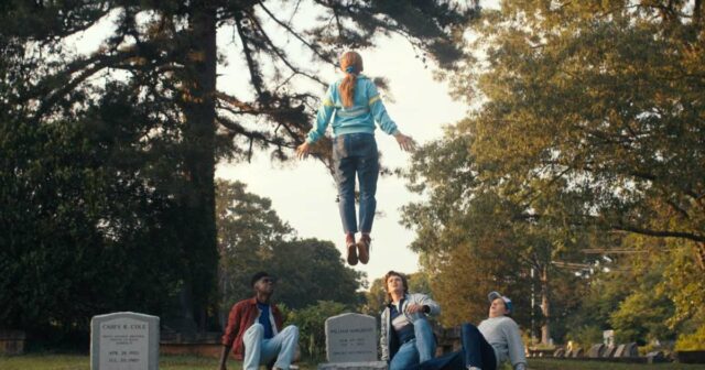 Ideias derivadas de Stranger Things que queremos ver, desde as aventuras de Steve até a prequela 315 de Hopper e Joyce