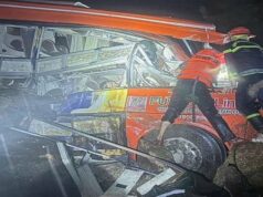 7 mortos, duas pessoas desaparecidas devido a deslizamento de terra no Vietnã, infeliz ônibus enterrado no chão 7 mortos, duas pessoas desaparecidas devido a deslizamento de terra no Vietnã, infeliz ônibus enterrado no chão