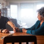 '9-1-1' presta homenagem a Jim Trumbull, falecido membro da tripulação