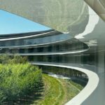 Apple gera US$ 2,4 milhões por funcionário, mas fica apenas em terceiro lugar no ranking | Uma vista do interior do campus Apple Park