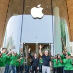 Tim Cook abre Apple BKC