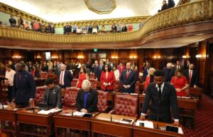 A Câmara Municipal planeja destruir o mercado imobiliário de Nova York em nome da acessibilidade, ‘salvando-o’ A Câmara Municipal planeja destruir o mercado imobiliário de Nova York em nome da acessibilidade, ‘salvando-o’