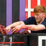 A estrela da mídia social AngryGinge chegou ao mainstream em I'm A Celebrity... Get Me Out Of Here!