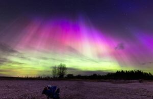 A aurora boreal pode iluminar o céu na noite de quinta-feira Ícone de conversão de texto em fala