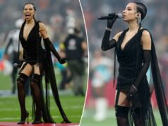 A cantora Karina Pasian bateu na roupa durante o hino nacional dos EUA no primeiro jogo da NFL na Espanha A cantora Karina Pasian, dos EUA, se prepara para cantar o hino nacional durante a partida da NFL entre Miami Dolphins e Washington Commanders no Estádio Santiago Bernabeu, em Madrid, em 16 de novembro de 2025. (