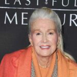 Laura Dern relembra o aprofundamento de seu vínculo com a mãe Diane Ladd