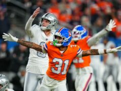 A defesa robusta do Broncos mantém os Raiders sob controle para vencer o sétimo jogo consecutivo logotipo de fantasia azarão