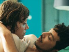 A diretora de ‘Behind the Palm Trees’, Meryem Benm’barek, se recusa a fazer concessões: ‘Eu precisava manter a liberdade criativa absoluta’ A diretora de 'Behind the Palm Trees', Meryem Benm'barek, se recusa a fazer concessões: 'Eu precisava manter a liberdade criativa absoluta'