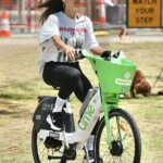 Jessica Alba (foto) desfrutou de um tempo relaxante na Gold Coast no sábado