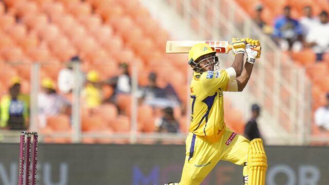 A estrela do CSK e capitão do Gujarat, Urvil Patel, acerta 31 bolas 100 no Troféu Syed Mushtaq Ali T20
