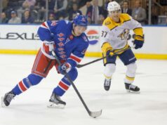 A estrela em potencial Gabe Perreault marca o primeiro ponto da NHL na estreia da temporada na linha principal do Rangers O ala direito do New York Rangers, Gabe Perreault (94), move o disco no gelo durante o primeiro período contra o Nashville Predators.