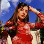 Uma cantora que alcançou a fama em um dos grupos femininos mais famosos dos anos 90 desejou um feliz aniversário de 27 anos à filha - mas você consegue adivinhar quem é sua mãe famosa?