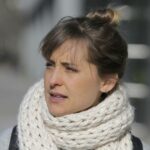 A ex-estrela de 'Smallville' Allison Mack detalha seu tempo no 'culto sexual': 'Eu era ... abusiva'