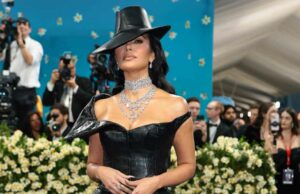 A filha de Kim Kardashian, North, diz que as pessoas sempre odeiam seus trajes do Met Gala Met Gala de Kim Kardashian olha ao longo dos anos 532