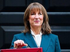 A indústria hoteleira enfrenta um enorme ‘imposto furtivo’, já que a chanceler Rachel Reeves é acusada de entregar um orçamento ‘fumaça e espelhos’ O Orçamento do Chanceler na quarta-feira não mencionou que haveria uma avaliação nova e muito mais elevada do valor dos edifícios usados para calcular as taxas comerciais, nem que o desconto de 40 por cento nas taxas comerciais para muitos pubs, restaurantes e lojas introduzido durante a pandemia terminaria em abril.