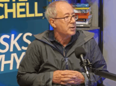 A lenda da comédia Ben Elton diz que a proibição das redes sociais o deixa ‘orgulhoso australiano’ A lenda da comédia Ben Elton não está nas redes sociais.