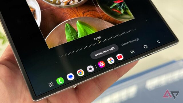 A maioria dos usuários do Galaxy não usa recursos de A frente e a traseira de um telefone Galaxy com estrelas de desenho riscadas no fundo
