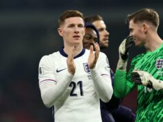 A posição de Elliot Anderson sobre a transferência do Man Utd surge antes da audição do Liverpool ícone de correio