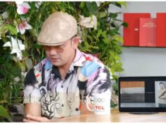 A reação de Denny Sumargo ao assistir a imagens CCTV do suposto adultério de Inara Rusli e Insanul Fahmi A reação de Denny Sumargo ao assistir a imagens CCTV do suposto adultério de Inara Rusli e Insanul Fahmi