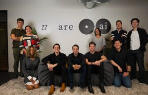 A startup de imortalidade Eternos gira em torno de uma IA pessoal que se parece com você Uare.ai