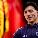 Lisandro Martinez foi flagrado se aquecendo