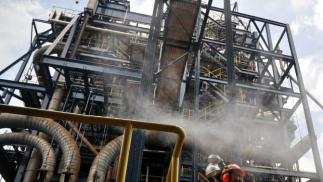 A transição energética para o zero líquido não pode ser instantânea, especialistas sugerem que a Indonésia use primeiro o gás natural
