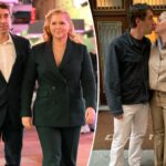 A verdade por trás do relacionamento de Amy Schumer e Chris Fischer revelada à medida que os rumores de divórcio esquentam