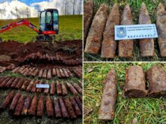 A viagem de detecção de metais de pai e filho revela um esconderijo histórico de artilharia na floresta tcheca A viagem de detecção de metais de pai e filho revela um esconderijo histórico de artilharia na floresta tcheca