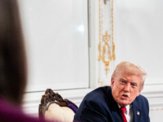 ASSISTA: Trump dá resposta inflamada à pergunta do repórter da CBS sobre o suspeito de tiroteio na Guarda Nacional: ‘Você é estúpido?’ ASSISTA: Trump dá resposta inflamada à pergunta do repórter da CBS sobre o suspeito de tiroteio na Guarda Nacional: 'Você é estúpido?'