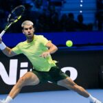 ATP Finals: Alcaraz enfrentará Sinner na disputa pelo título