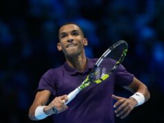 ATP Finals: Auger-Aliassime vence Shelton e sai da marca ATP Finals: Auger-Aliassime vence Shelton e sai da marca