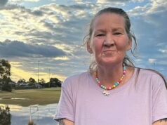 Acusado foge após decisão de homicídio culposo John Torney, 41 anos, assistiu via videoconferência da prisão enquanto o magistrado de Melbourne, Stephen Ballek, ordenava que ele fosse julgado pela morte de Emma Bates.